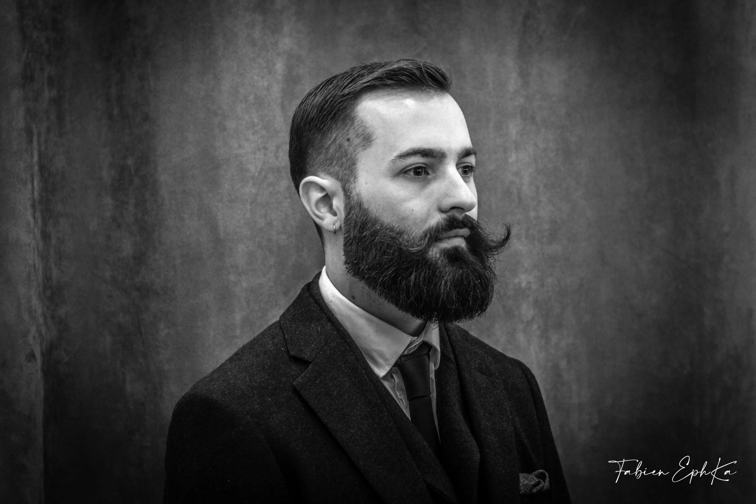 Coupe moderne avec finitions soignées